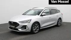 Gebruikt 2023 Ford Focus ST-Line Stationwagen | € 24.945 (Eerlijke prijs)