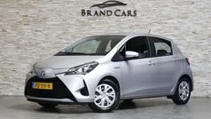 Grijs Gebruikt 2017 Toyota Yaris Hatchback | € 11.950 (Eerlijke prijs)