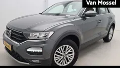 Grijs Gebruikt 2021 VW T-Roc Business SUV | € 23.900 (Eerlijke prijs)