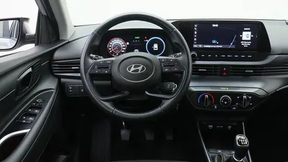 Rood Gebruikt 2024 Hyundai i20 Comfort Hatchback | € 20.345 (Eerlijke prijs)