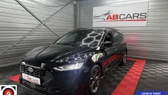Zwart Gebruikt 2022 Ford Focus ST-Line Stationwagen | € 20.995 (Eerlijke prijs)