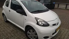 Gebruikt 2012 Toyota Aygo Hatchback | € 2.250 (Eerlijke prijs)