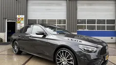 Grijs Gebruikt 2022 Mercedes E300 Business Sedan | € 48.500 (Eerlijke prijs)