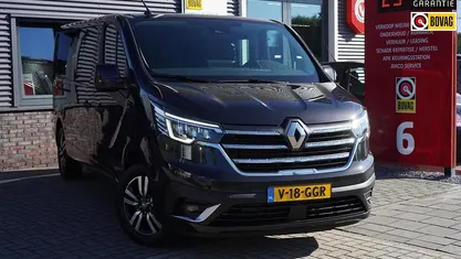 Gebruikt 2024 Renault Trafic MPV | € 37.950 (Eerlijke prijs)
