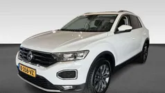 Wit Gebruikt 2021 VW T-Roc Sport SUV | € 25.940 (Eerlijke prijs)