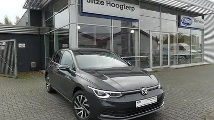 Occasion 2021 VW Golf VIII Style Hatchback | € 23.895 (Goede deal)