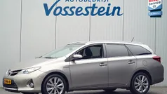 Gebruikt 2014 Toyota Auris Hybrid Executive Stationwagen | € 9.950 (Goede deal)