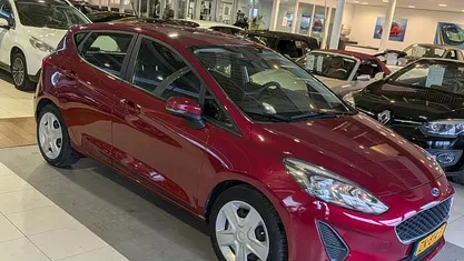 Occasion Ford Fiesta Trend 86 PK (63 kW) 2019 Rood (metallic) Hatchback