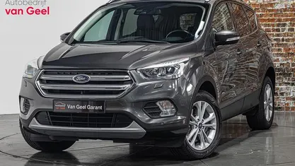 Gebruikt 2018 Ford Kuga ST-Line SUV | € 20.495 (Eerlijke prijs)