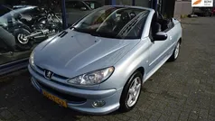 Gebruikt 2003 Peugeot 206 CC Cabriolet | € 1.500 (Eerlijke prijs)