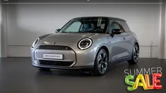 Melting silver iii Gebruikt 2024 Mini Cooper SE Comfort Hatchback | € 32.900 (Goede deal)