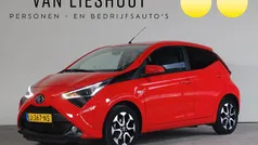 Gebruikt 2020 Toyota Aygo Play Hatchback | € 15.650 (Eerlijke prijs)