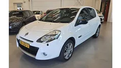 Wit Gebruikt 2010 Renault Clio II Hatchback | € 3.495 (Eerlijke prijs)