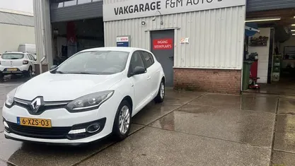 Wit Occasion 2014 Renault Mégane III LIMITED Hatchback | € 4.950 (Eerlijke prijs)
