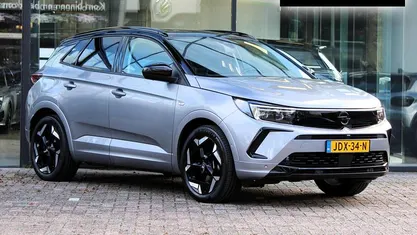 Gebruikt 2023 Opel Grandland X GSe SUV | € 28.897 (Eerlijke prijs)