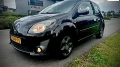 Zwart Gebruikt 2011 Renault Twingo Night&Day Hatchback | € 3.350 (Eerlijke prijs)