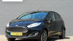 Zwart Gebruikt 2017 Ford Fiesta Hatchback | € 6.240 (Eerlijke prijs)