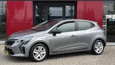 Gebruikt 2025 Renault Clio V Evolution Hatchback | € 22.445 (Eerlijke prijs)