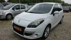 Wit Gebruikt 2009 Renault Scénic III Privilege MPV | € 2.795 (Eerlijke prijs)