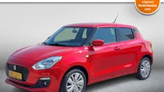 Rood Gebruikt 2017 Suzuki Swift Hatchback | € 12.450 (Eerlijke prijs)