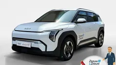 Wit Nieuw 2025 Kia EV3 3 SUV | € 36.395 (Eerlijke prijs)