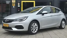 Gebruikt 2020 Opel Astra Edition Hatchback | € 13.950 (Eerlijke prijs)