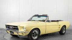 Geel Gebruikt 1967 Ford Mustang Cabriolet | € 39.500