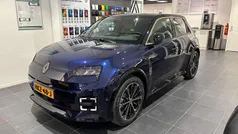 Blauw Gebruikt 2025 Renault R5 Iconic Hatchback | € 32.945 (Eerlijke prijs)