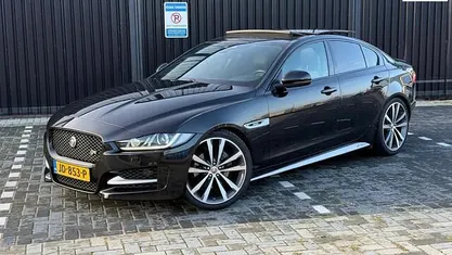 Zwart Gebruikt 2016 Jaguar XE Portfolio Sedan | € 13.890 (Eerlijke prijs)