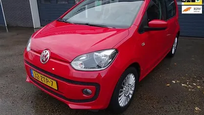 Occasion VW up! high up! 60 PK (44 kW) 2013 Rood Hatchback