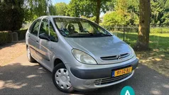 Grijs Gebruikt 2002 Citroën Xsara Picasso MPV | € 699 (Eerlijke prijs)