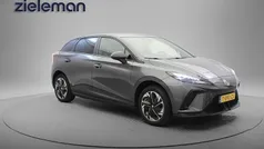 Grijs Gebruikt 2023 MG MG4 EV Comfort Hatchback | € 20.840 (Goede deal)