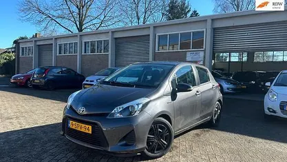 Occasion Toyota Yaris Comfort 75 PK (55 kW) 2013 Grijs Hatchback