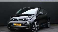 Zwart Gebruikt 2016 BMW i3 Basis Hatchback | € 12.950 (Eerlijke prijs)