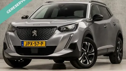 Grijs Occasion 2023 Peugeot 2008 Allure SUV | € 18.445 (Super prijs)