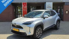 Grijs Gebruikt 2024 Toyota Yaris Cross Edition SUV | € 29.999 (Eerlijke prijs)