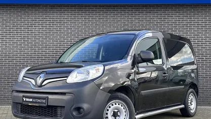 Zwart Gebruikt 2018 Renault Kangoo Komfort MPV | € 6.950 (Eerlijke prijs)