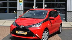 Rood Gebruikt 2016 Toyota Aygo Hatchback | € 7.750 (Eerlijke prijs)