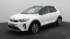 Gebruikt 2020 Kia Stonic SUV | € 16.940 (Eerlijke prijs)