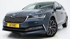 Grijs Gebruikt 2021 Skoda Superb LAURIN & KLEMENT Stationwagen | € 25.840 (Eerlijke prijs)
