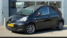 Gebruikt 2011 Toyota Aygo Hatchback | € 2.300 (Goede deal)