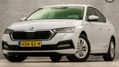 Gebruikt 2023 Skoda Octavia Sport Hatchback | € 24.445 (Eerlijke prijs)
