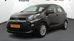 Zwart Gebruikt 2023 Kia Picanto Hatchback | € 13.950 (Eerlijke prijs)