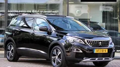 Zwart, metallic lak Gebruikt 2020 Peugeot 5008 Allure MPV | € 23.987 (Eerlijke prijs)