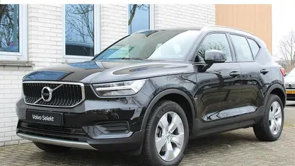 Occasion Volvo XC40 Momentum 129 PK (94 kW) 2021 Zwart SUV