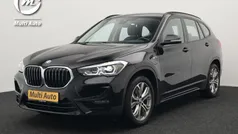 Zwart Gebruikt 2022 BMW X1 Sport Line SUV | € 28.730 (Goede deal)