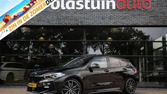 Zwart Gebruikt 2022 BMW 120 Basis Hatchback | € 32.850 (Eerlijke prijs)
