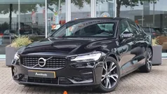 Gebruikt 2022 Volvo S60 R-Design Sedan | € 27.900 (Goede deal)