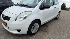 Gebruikt 2008 Toyota Yaris Hatchback | € 2.795 (Eerlijke prijs)