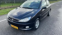 Zwart Gebruikt 2003 Peugeot 206 Hatchback | € 899 (Eerlijke prijs)